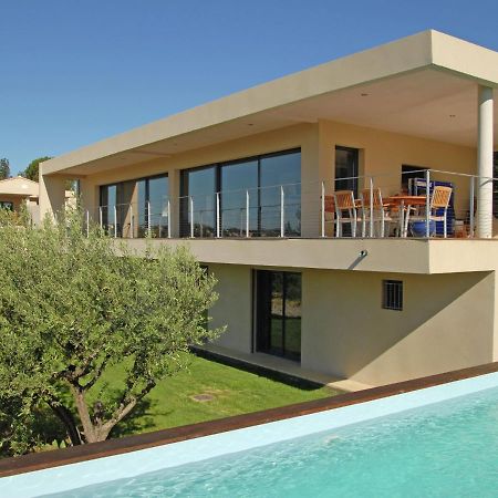 Upbeat Villa In Rochefort-Du-Gard With Private Pool חדר תמונה
