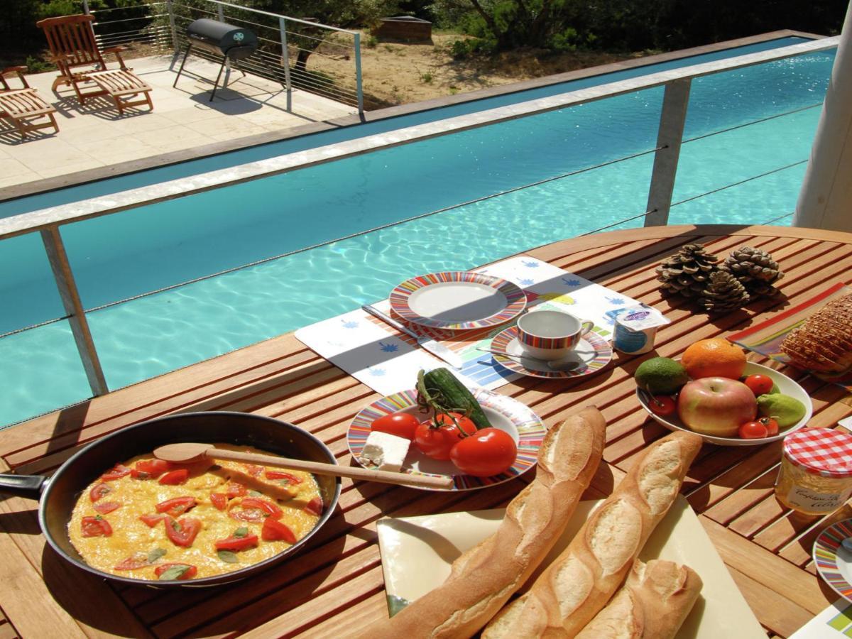 Upbeat Villa In Rochefort-Du-Gard With Private Pool חדר תמונה